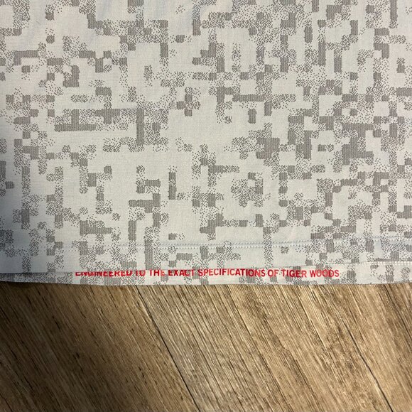 Nike Tiger Woods TW Golf Shirt Medium - Picture 5 of 5